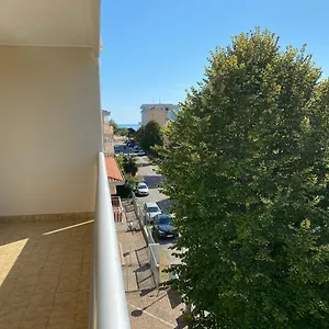 3* Aparthotel Columbia